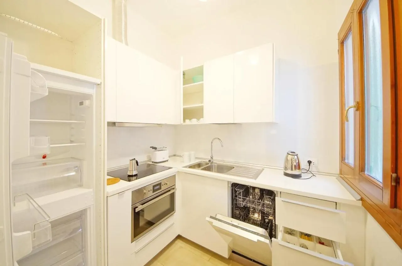 Dolcevita Apartments N 499 Biennale Venice 0*,